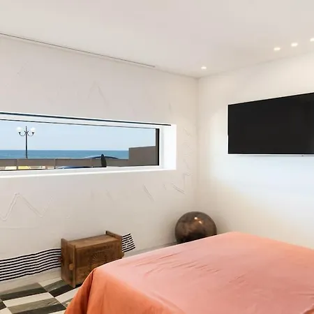 Koum Kapi Atelier-Waterfront Apartment With Sea Views *