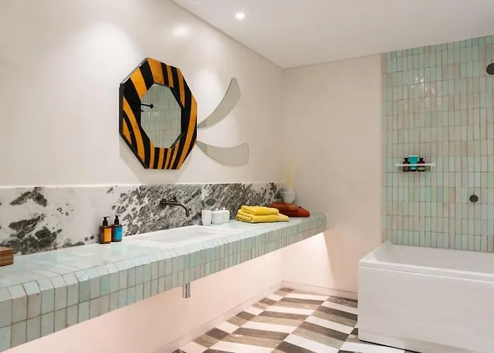 8 Min Walk To Harbour Chania (Crete)